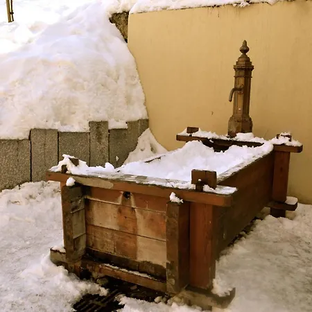 아파트 Le De Montalbert 25c