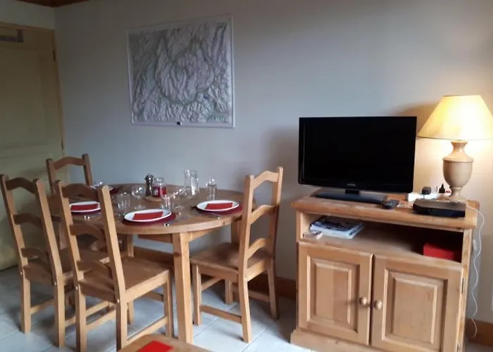 Le De Montalbert 25c