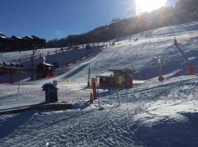 Le De Montalbert 25c